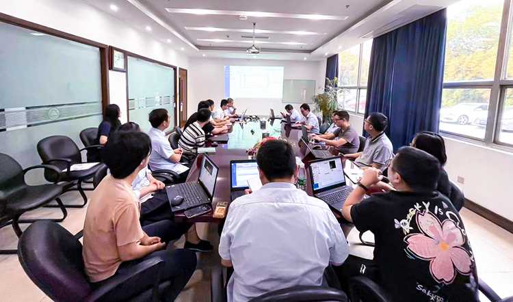 彩虹攜手晶晟科技打造信息化平臺，以科技賦能搶占行業(yè)制高點